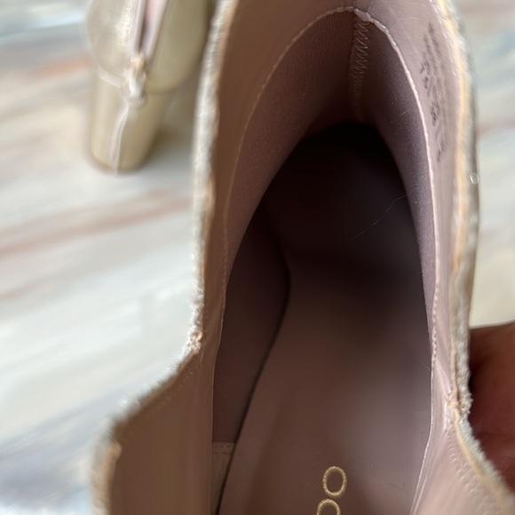 Aldo Dominicaa Gold Glitter Ankle Boots - Picture 12 of 14